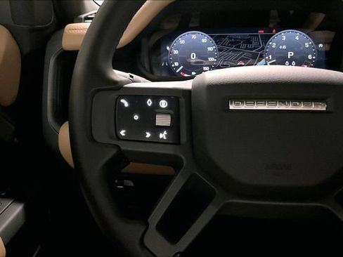 Certified 2025 Land Rover Defender 130 X-Dynamic SE AWD/4WD image 20