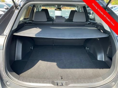Used 2025 Toyota RAV4 XLE FWD image 28
