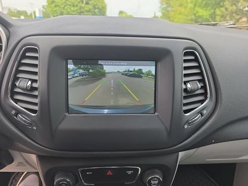 Used 2020 Jeep Compass Latitude w/ Popular Equipment Group AWD/4WD image 20