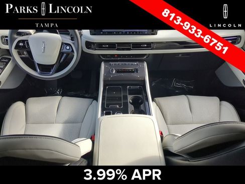 Certified 2025 Lincoln Aviator Black Label w/ Jet Appearance Package AWD/4WD image 11