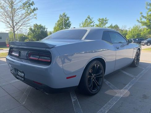 Used 2021 Dodge Challenger R/T image 7