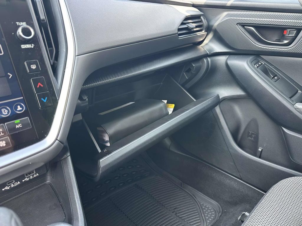 Certified 2024 Subaru Crosstrek 2.0i Premium AWD/4WD image 16