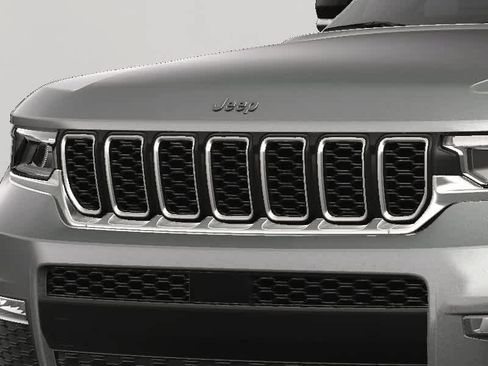 New 2025 Jeep Grand Cherokee L Limited image 14