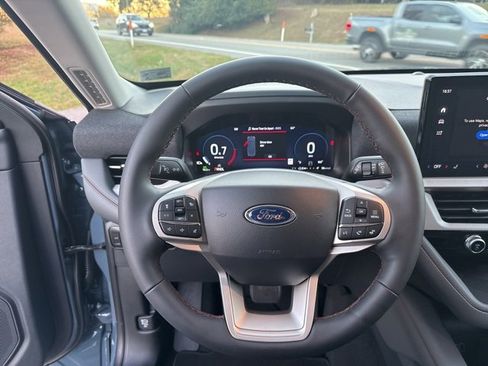 New 2026 Ford Explorer Active image 16