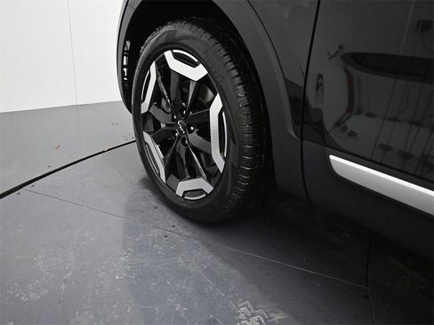 New 2025 Kia Telluride S image 11