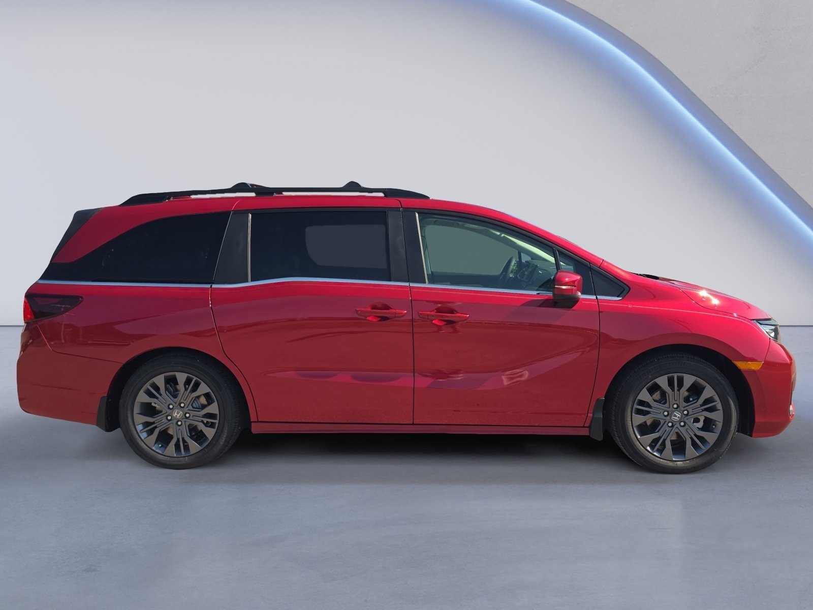 New 2026 Honda Odyssey Touring image 7
