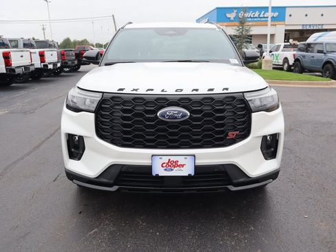New 2026 Ford Explorer ST w/ Sun And Sound Package image 10
