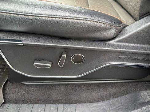 Used 2024 Ford F150 Lariat w/ Equipment Group 502A High image 19