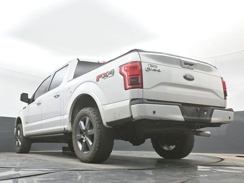 Used 2017 Ford F150 Lariat w/ Equipment Group 502A Luxury AWD/4WD image 33