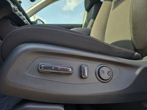 Used 2025 Honda CR-V EX image 29