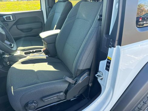 New 2026 Jeep Wrangler Sport AWD/4WD image 17