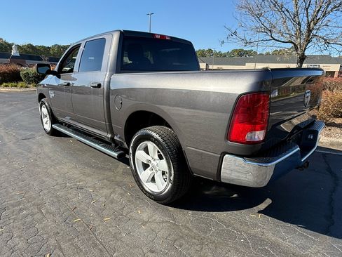 Used 2021 RAM 1500 Tradesman w/ Tradesman SXT Package image 4