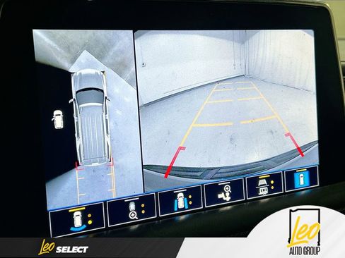 Used 2021 Chevrolet Tahoe Z71 w/ Z71 Off-Road Package image 13