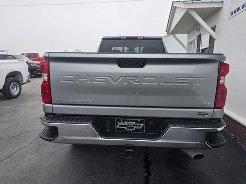 Used 2024 Chevrolet Silverado 2500 LT w/ Convenience Package image 7