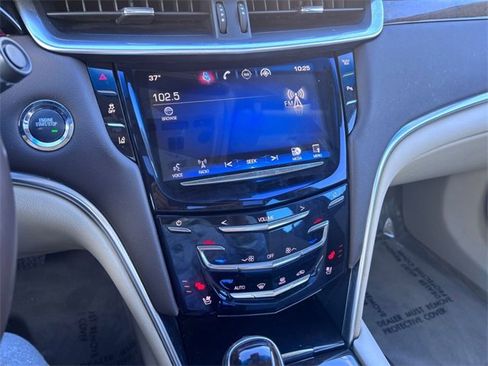 Used 2013 Cadillac XTS Luxury w/ Driver Awareness Package image 22