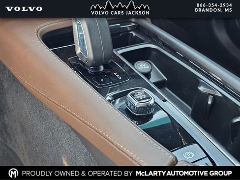 Used 2023 Volvo XC90 B6 Plus w/ Protection Package Premier image 23