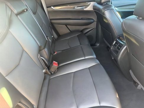Used 2022 Cadillac XT5 Sportv w/ Technology Package AWD/4WD image 12