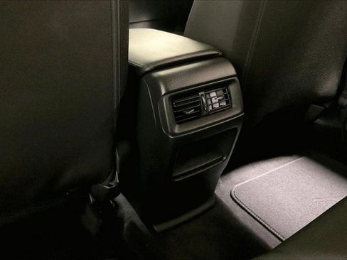 Used 2025 Honda CR-V LX image 34