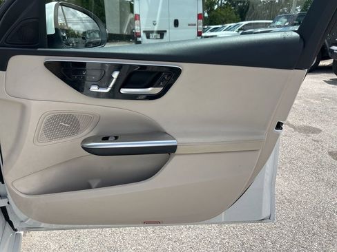 Used 2025 Mercedes-Benz C 300 Sedan image 26