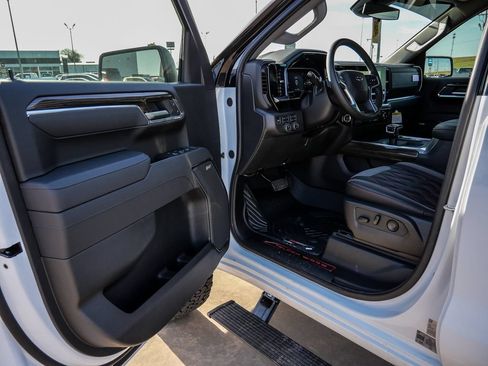 New 2026 Chevrolet Silverado 1500 RST AWD/4WD image 32
