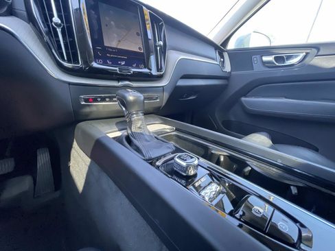 Used 2018 Volvo XC60 T5 Inscription w/ Convenience Package AWD/4WD image 29