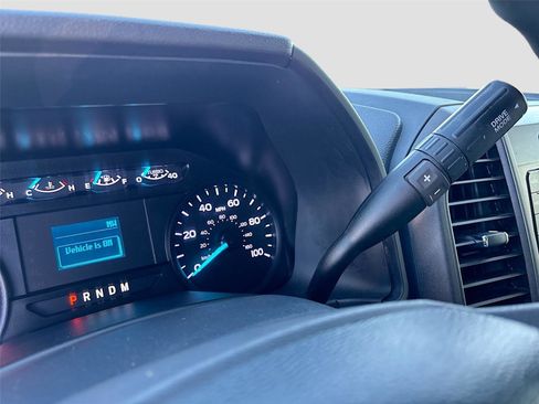 Used 2022 Ford F250 XL w/ Power Equipment Group image 16