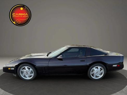 Used 1988 Chevrolet Corvette Coupe RWD image 2