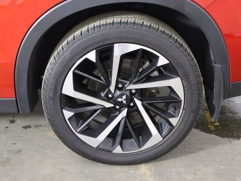 Used 2024 Mitsubishi Outlander SE image 41