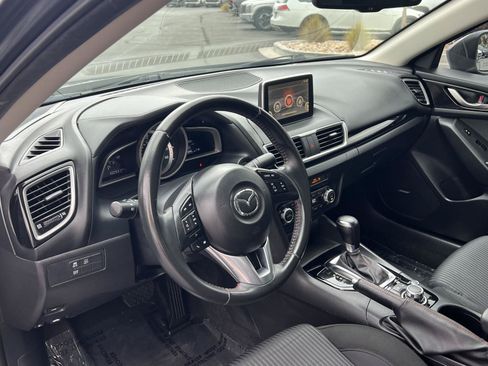 Used 2016 MAZDA MAZDA3 i Touring w/ Popular Equipment Package FWD image 28