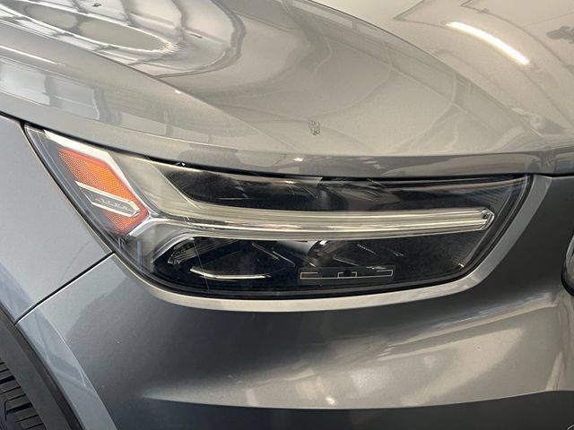 Used 2019 Volvo XC40 T5 Momentum AWD/4WD image 18