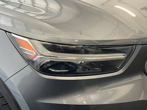 Used 2019 Volvo XC40 T5 Momentum AWD/4WD image 18
