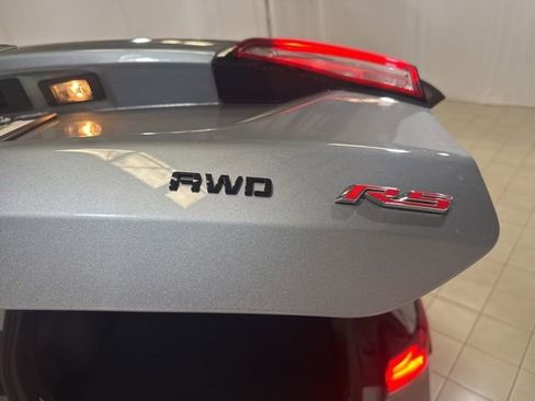 Used 2024 Chevrolet Equinox RS w/ RS Leather Package image 24