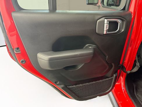 Used 2025 Jeep Wrangler Unlimited Sport AWD/4WD image 26
