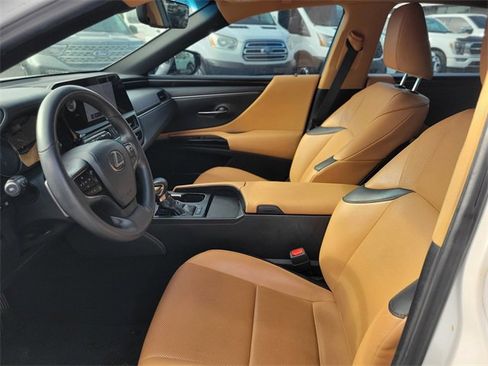 Used 2023 Lexus ES 350 image 17