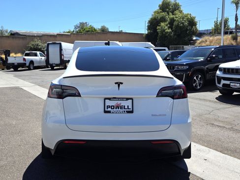 Used 2023 Tesla Model Y Performance AWD/4WD image 4