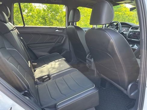 Used 2024 Volkswagen Tiguan SEL R-Line AWD/4WD image 38