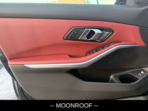 Used 2025 BMW 330i xDrive Sedan w/ Convenience Package image 5