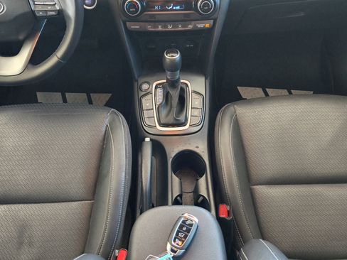 Used 2018 Hyundai Kona Limited image 16