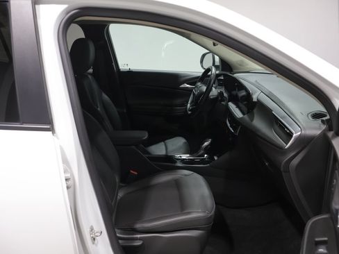 Used 2024 Buick Encore GX Sport Touring AWD/4WD image 22