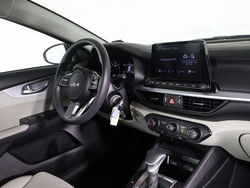 Used 2023 Kia Forte LXS FWD image 28