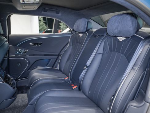 Certified 2024 Bentley Flying Spur V8 AWD/4WD image 22