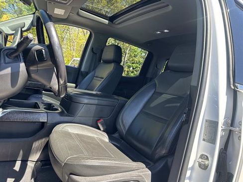Used 2019 GMC Sierra 1500 Denali w/ Technology Package AWD/4WD image 7