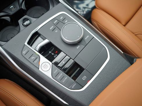 New 2026 BMW 330i Sedan w/ Premium Package image 19