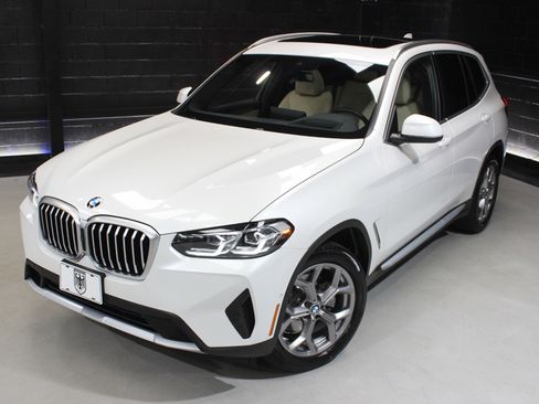 Used 2024 BMW X3 sDrive30i w/ Premium Package w/ZPA image 5
