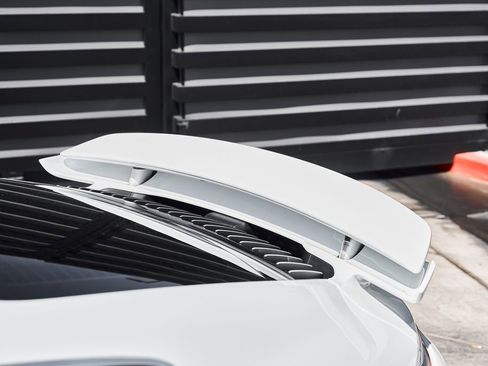 Used 2024 Porsche 911 Turbo S AWD/4WD image 9