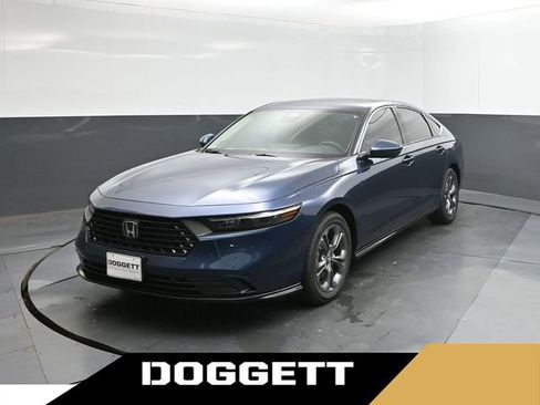 New 2026 Honda Accord EX-L image 1