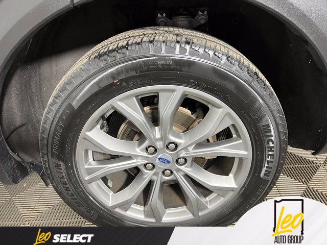 Used 2023 Ford Explorer XLT w/ Equipment Group 202A AWD/4WD image 18
