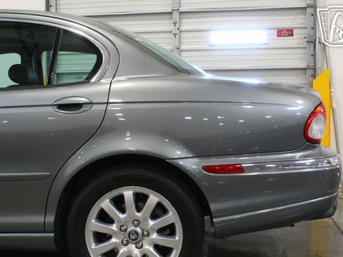 Used 2002 Jaguar X-TYPE 2.5 AWD/4WD image 30