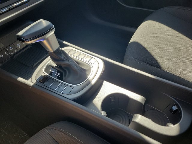Used 2026 Hyundai Kona SEL Sport FWD image 17
