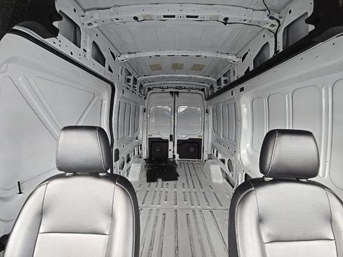 Used 2023 Ford Transit 250 148 High Roof RWD image 31